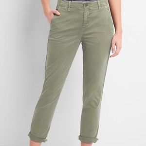 Gap girlfriend mid rise stretch chino